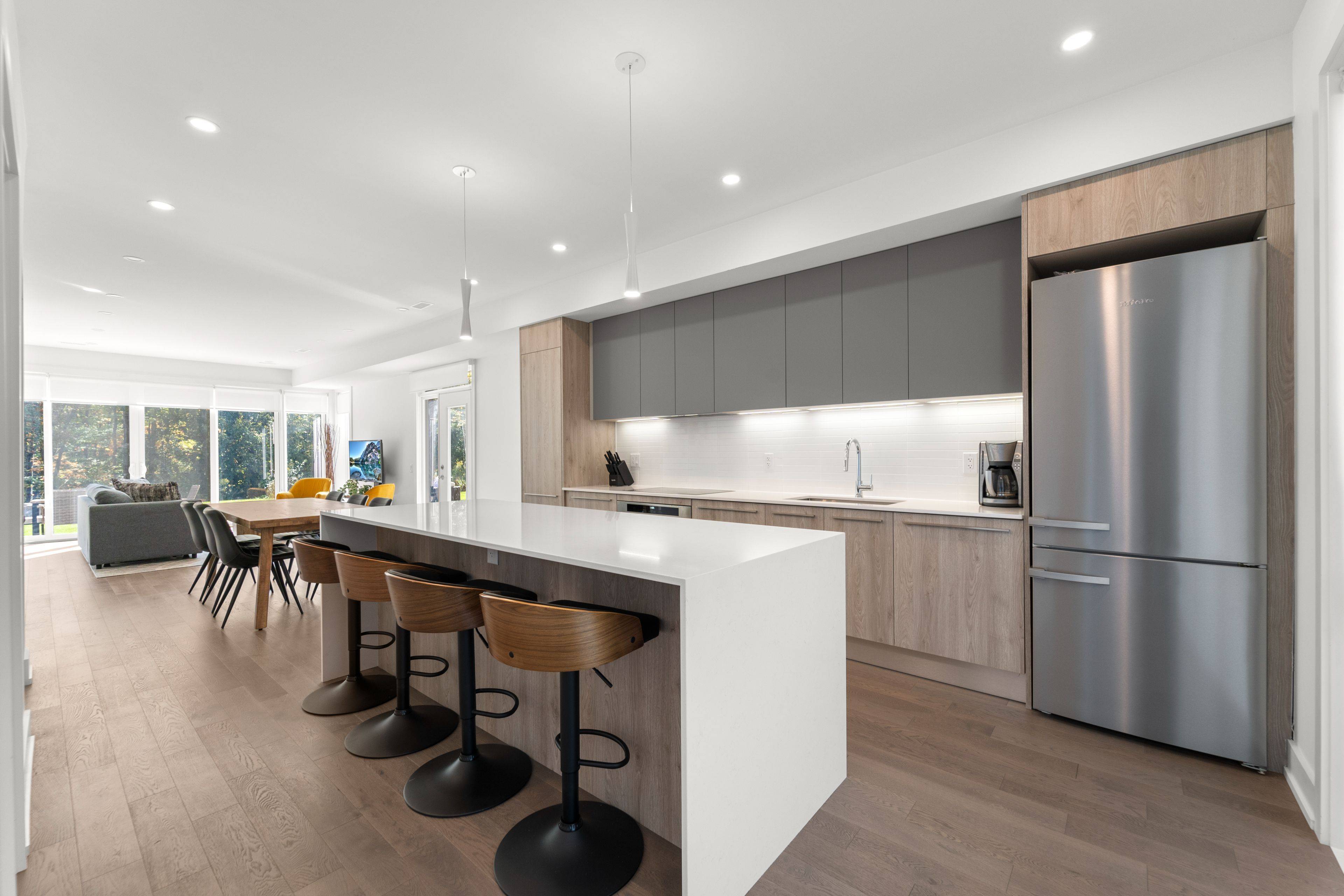 Gravenhurst, ON P1P 0A6,43 Rockmount CRES