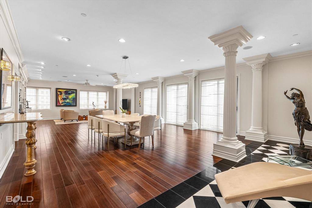 Shreveport, LA 71101,229 Milam Street #45