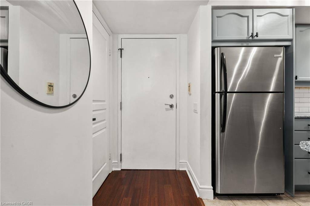 Toronto C14, ON M2N 7A2,15 Northtown WAY #1222