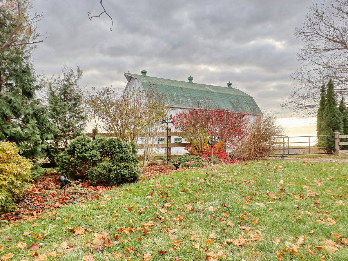 Middlesex Centre, ON N6P 1P3,9907 Littlewood DR