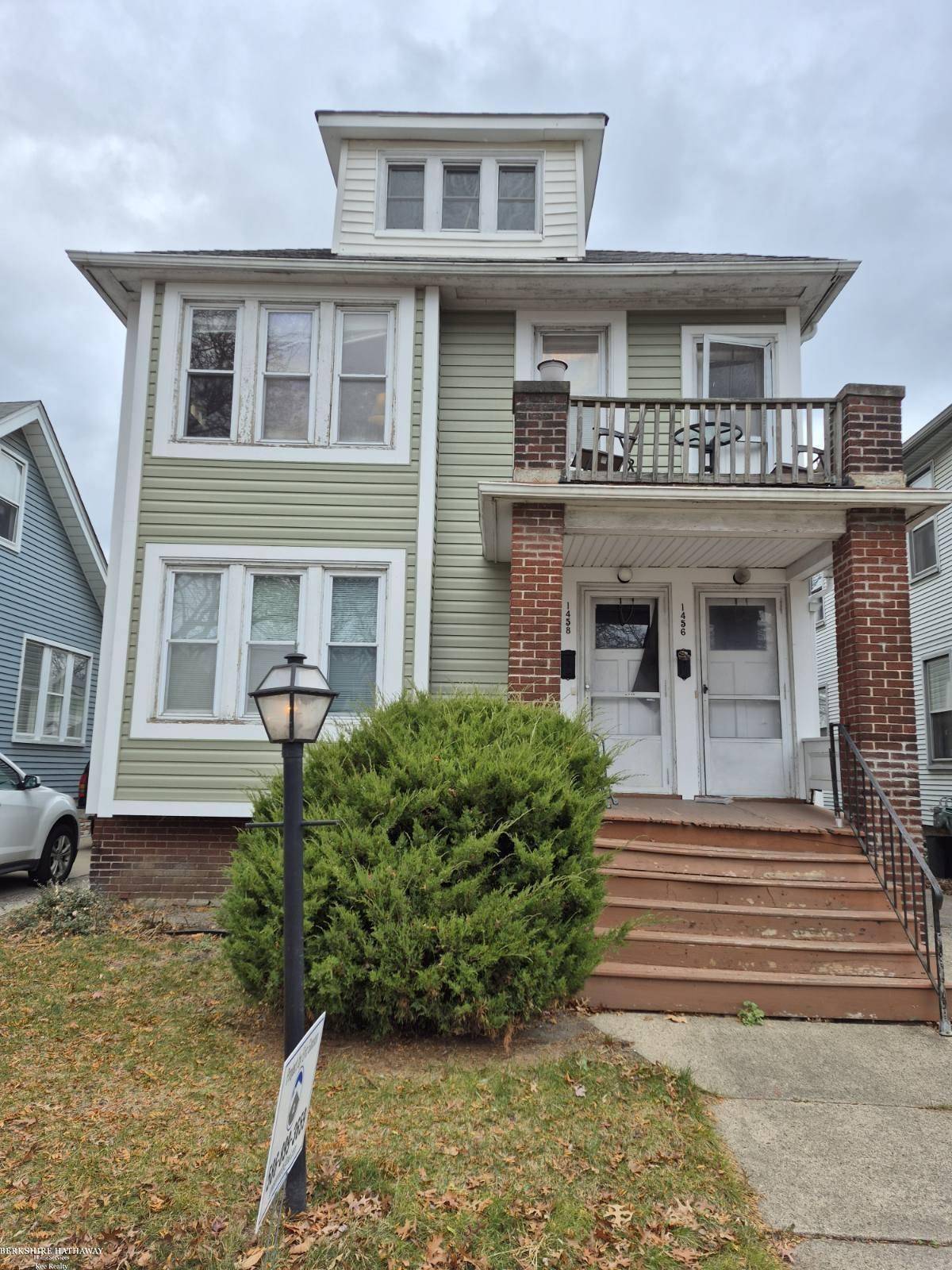 Grosse Pointe Park, MI 48230,1456 Wayburn ST