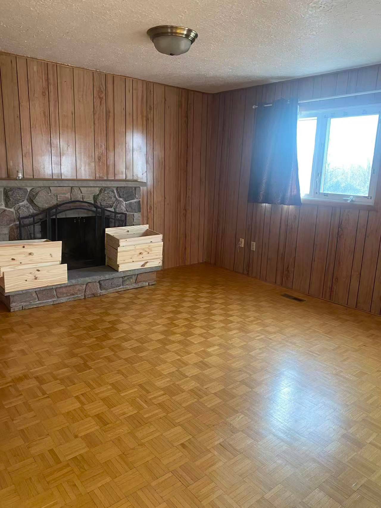 Toronto C15, ON M2H 2Y3,243 Shawnee CIR #Main floor