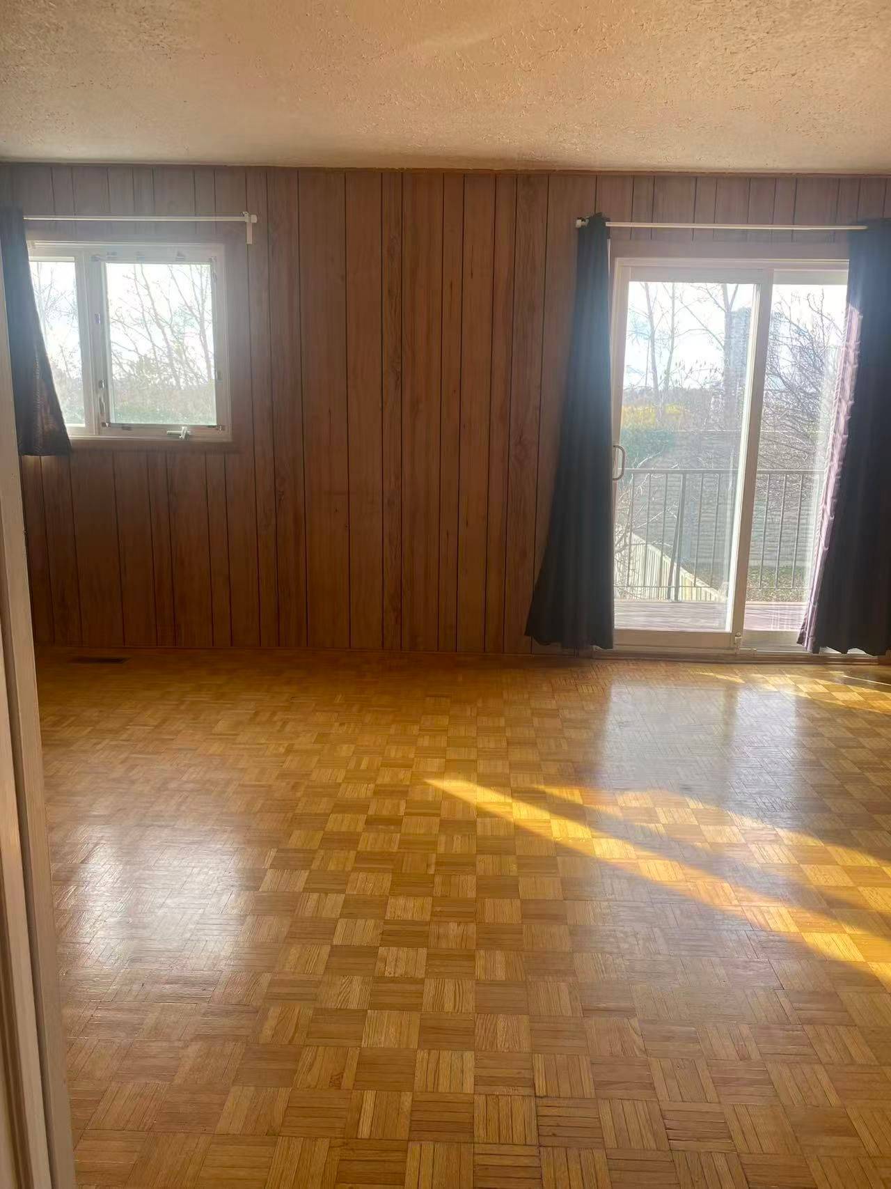 Toronto C15, ON M2H 2Y3,243 Shawnee CIR #Main floor