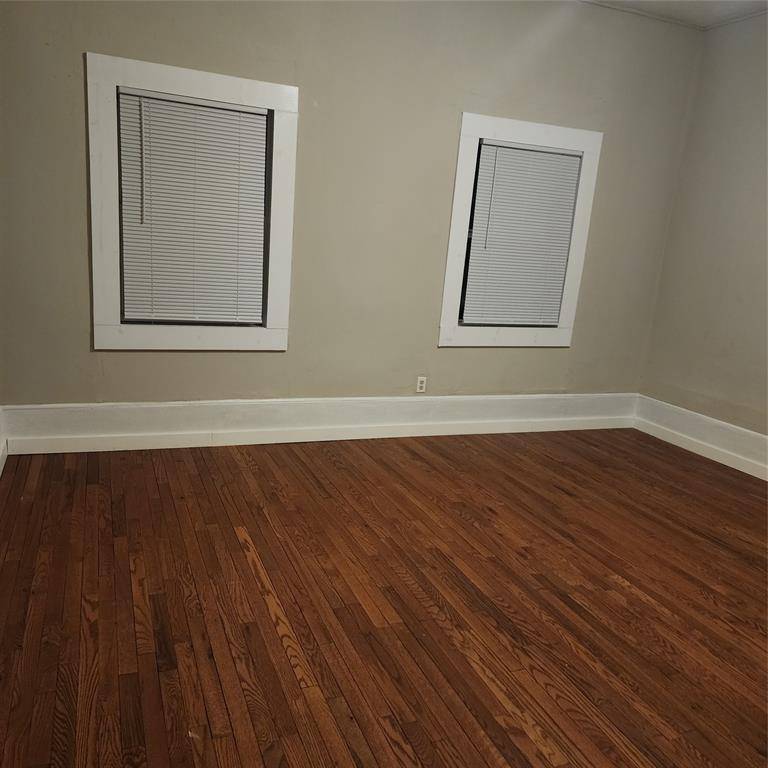 Coushatta, LA 71019,827 E Carrol Street