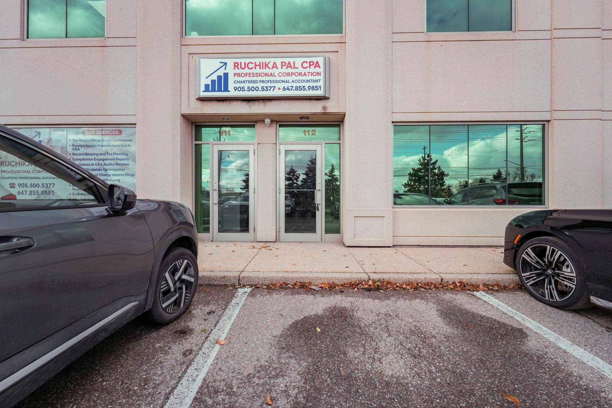 Brampton, ON L6S 6K8,2 Automatic DR #112