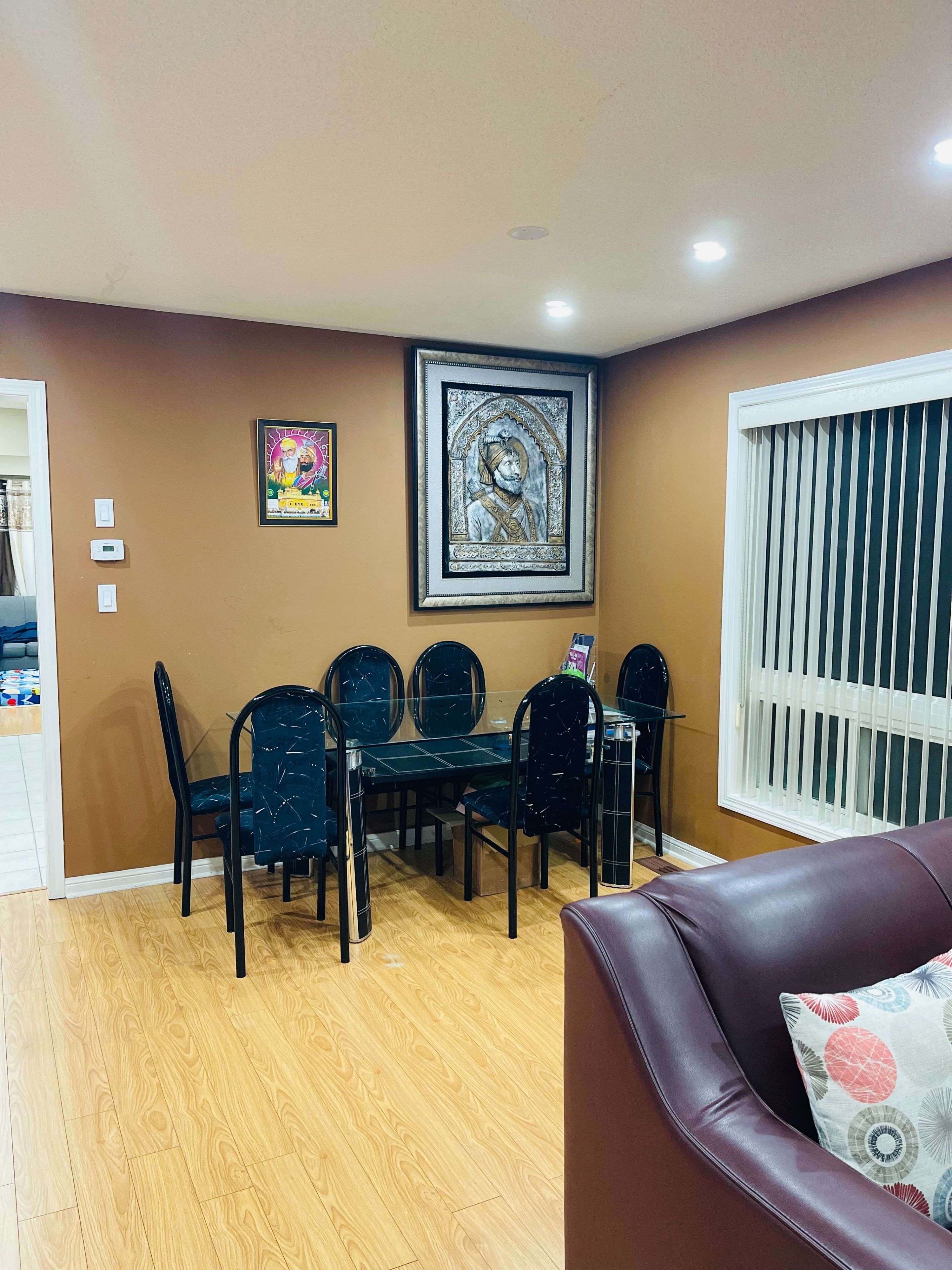 Brampton, ON L7A 3N1,45 Keats TER