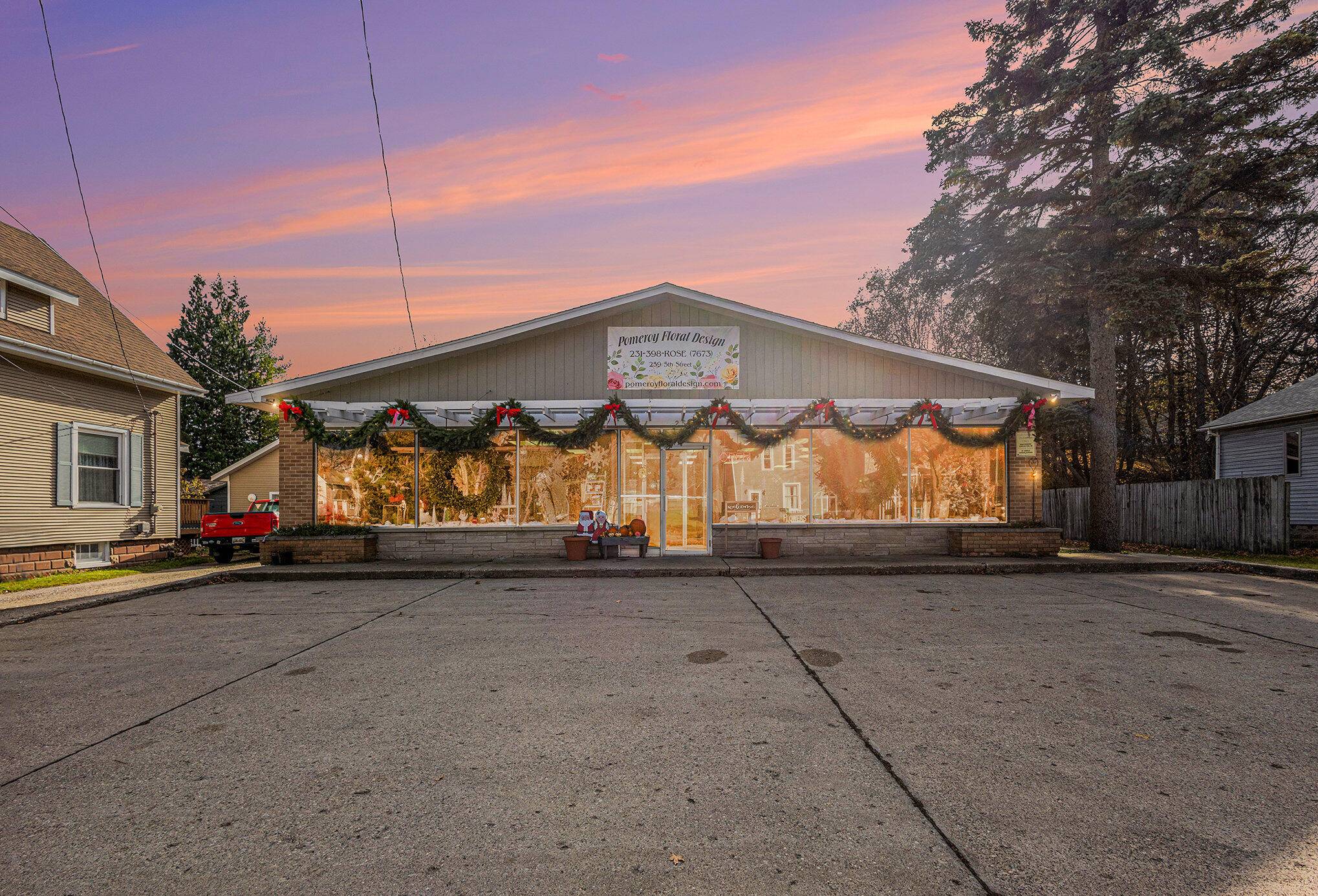 Manistee, MI 49660,259 5th ST