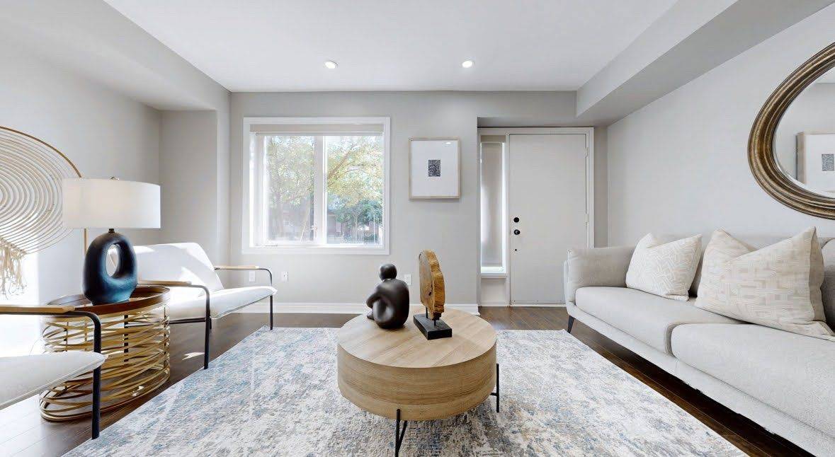 Markham, ON L3T 7X4,220 South Park RD