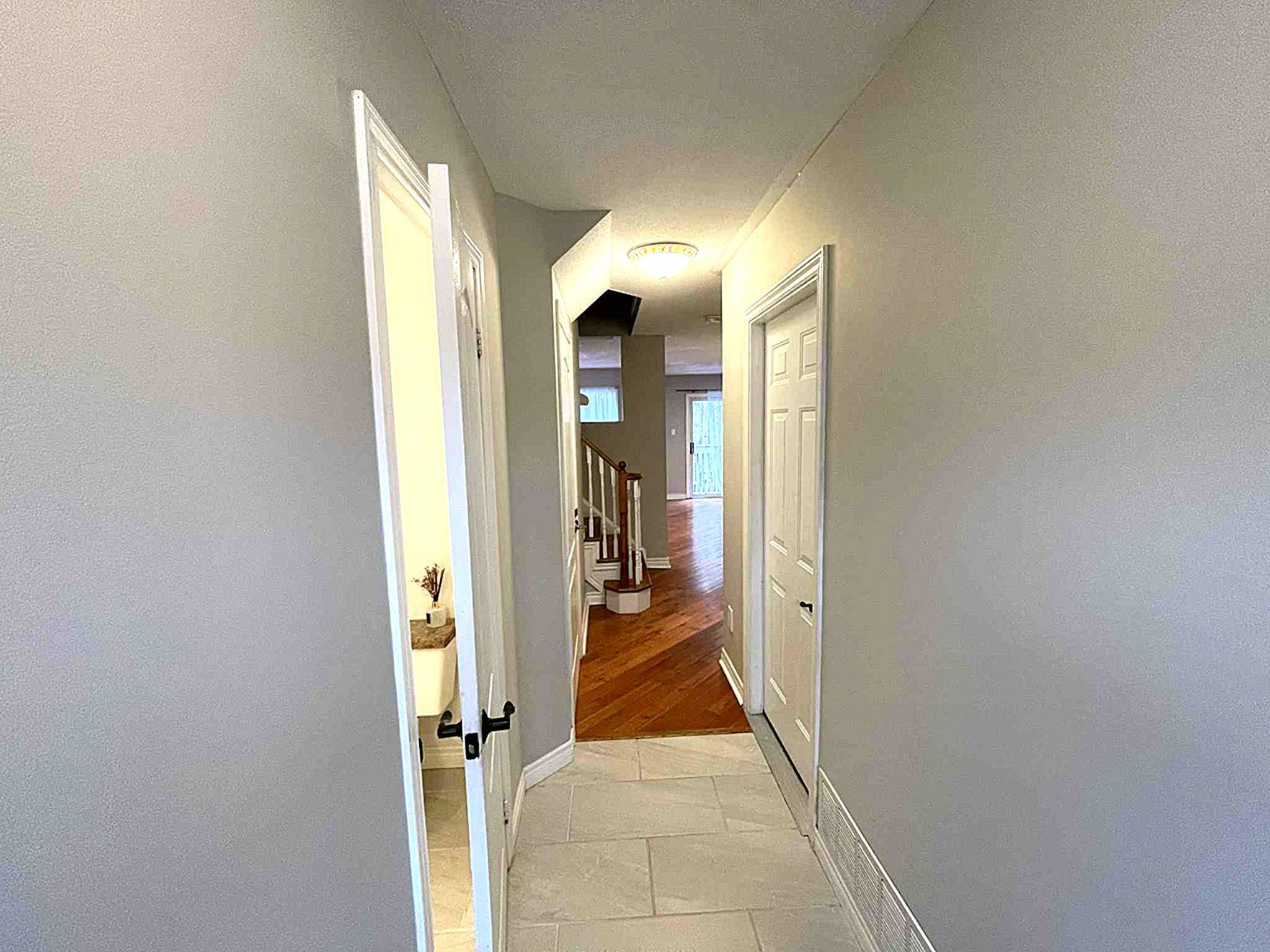 Barrie, ON L4N 8K1,294 Ferndale DR S