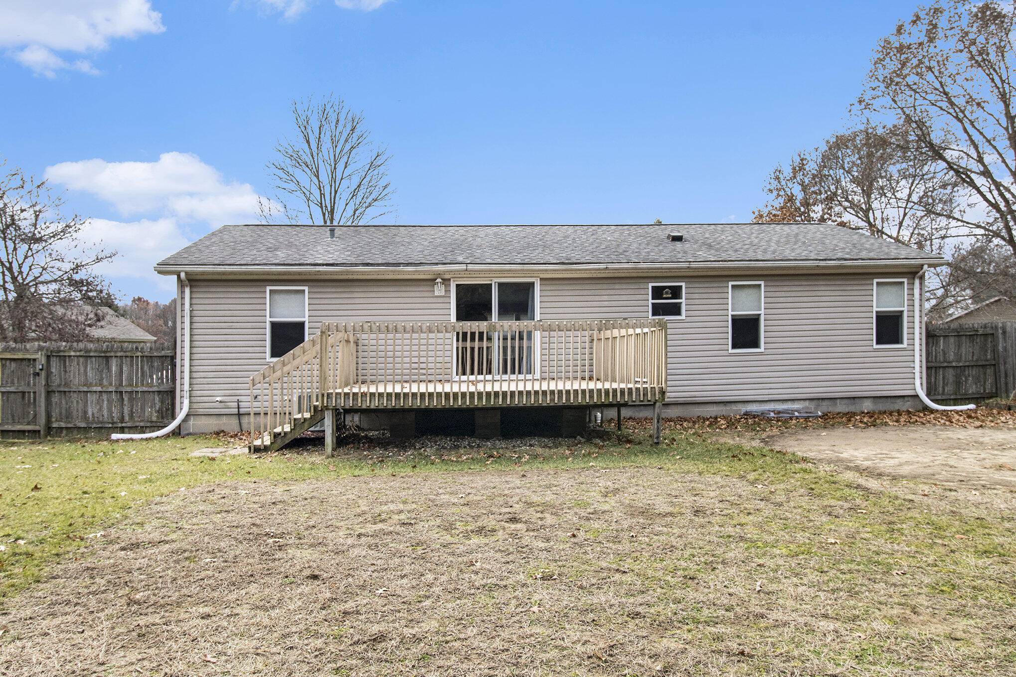 Gobles, MI 49055,32144 Pinedale LN