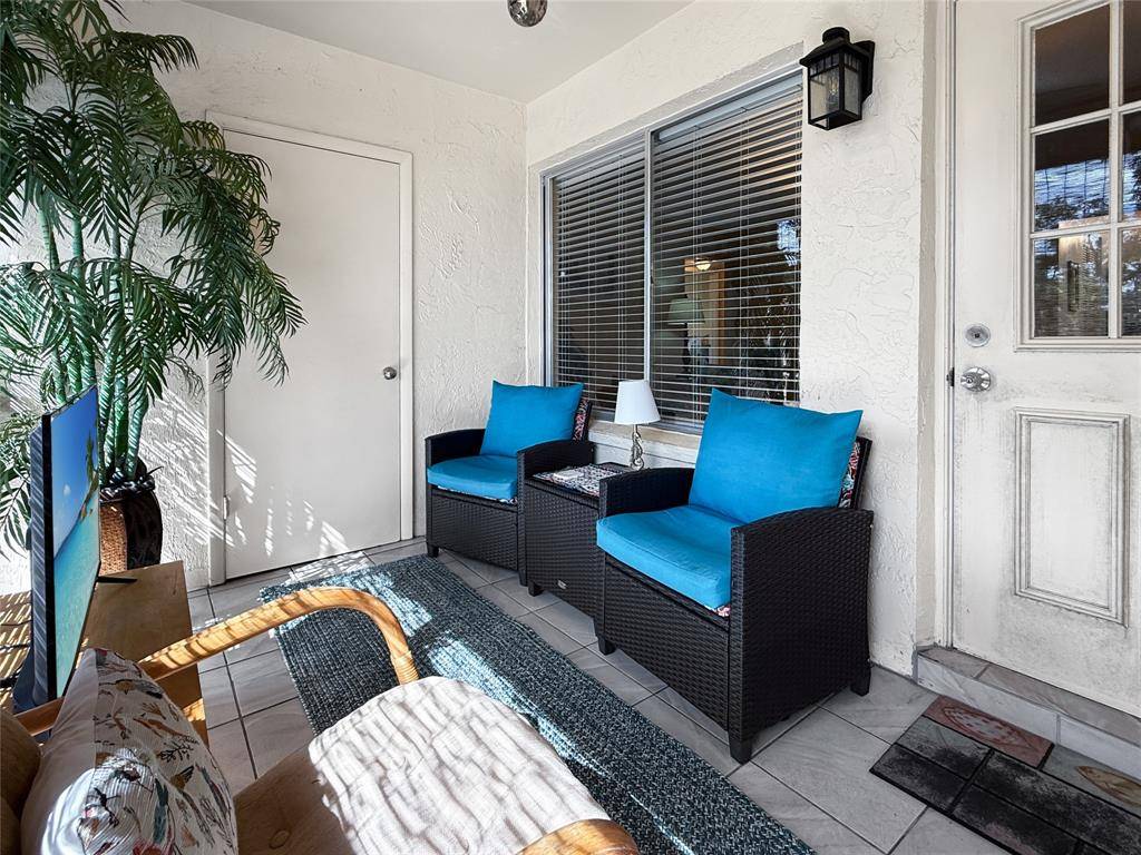 Greenacres, FL 33463,320 Knotty Pine Cir #A2