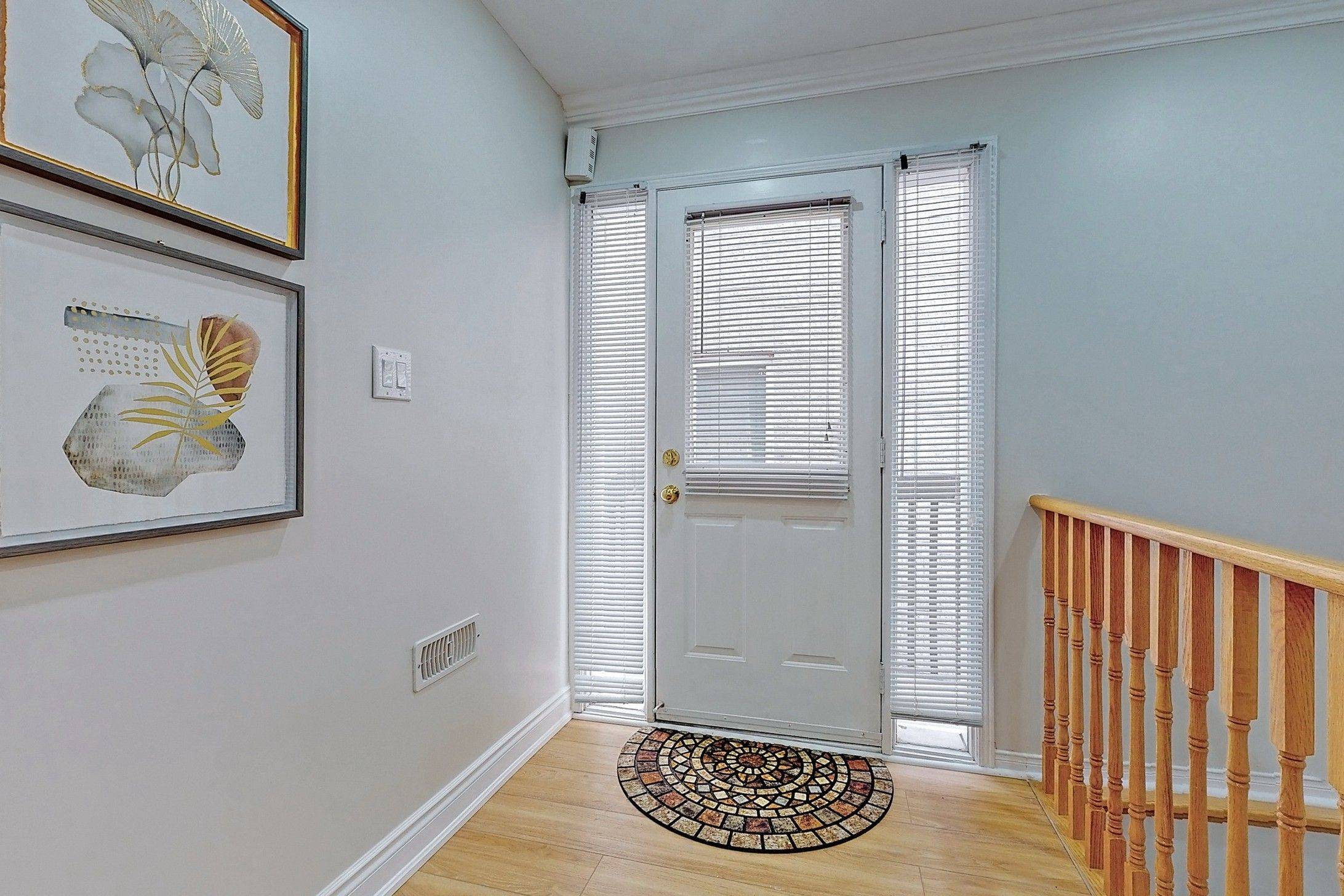 Mississauga, ON L5B 4H1,343 Wildgrass RD #Upper