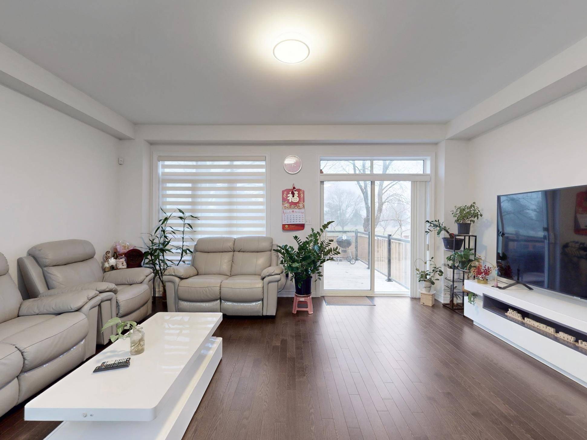 Markham, ON L3S 0E2,43 Titan TRL