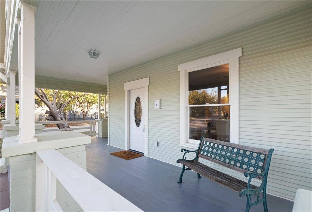 Fort Worth, TX 76110,1201 W Arlington Avenue