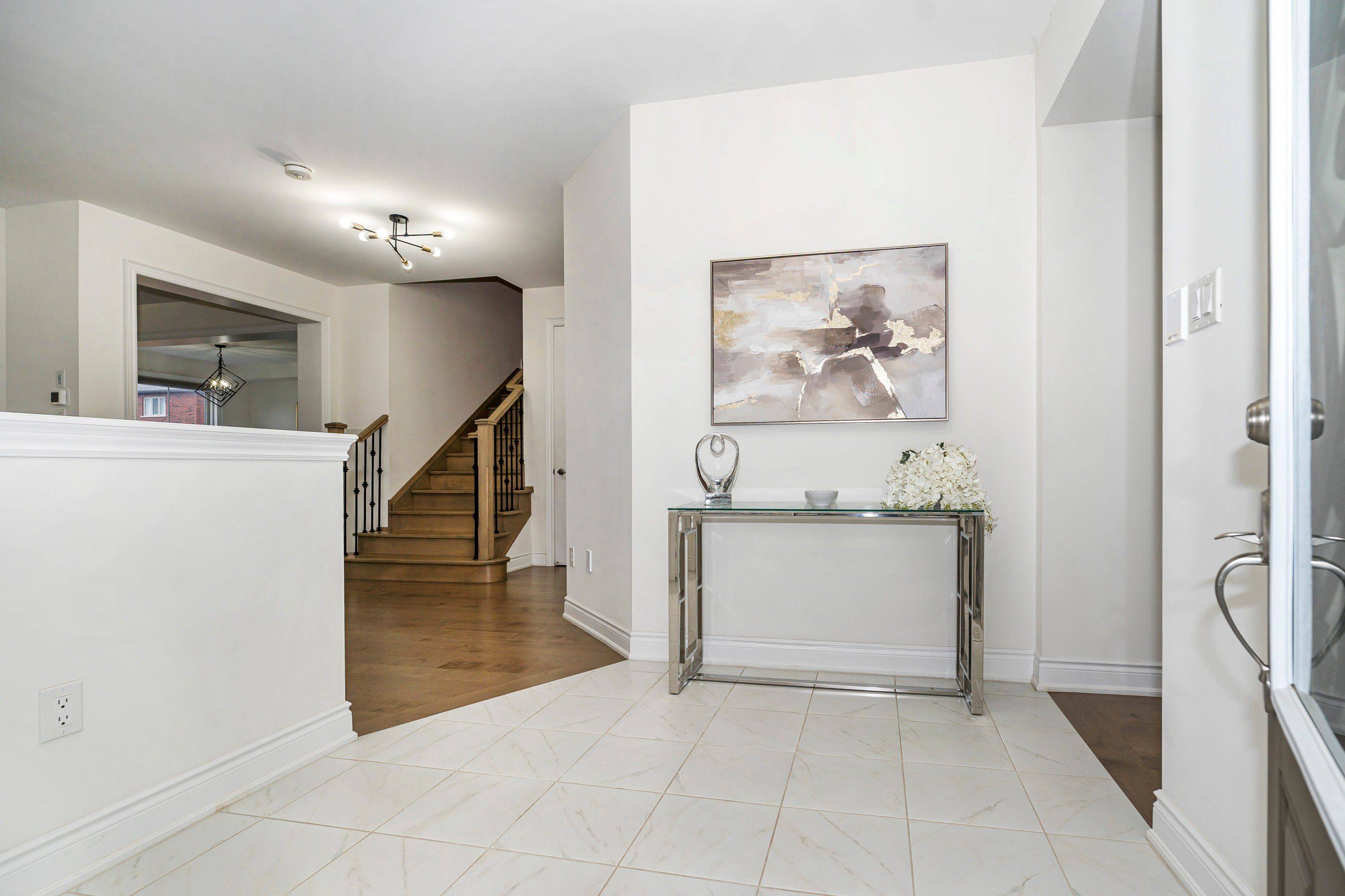 Whitby, ON L1P 0J2,136 Auckland DR DR