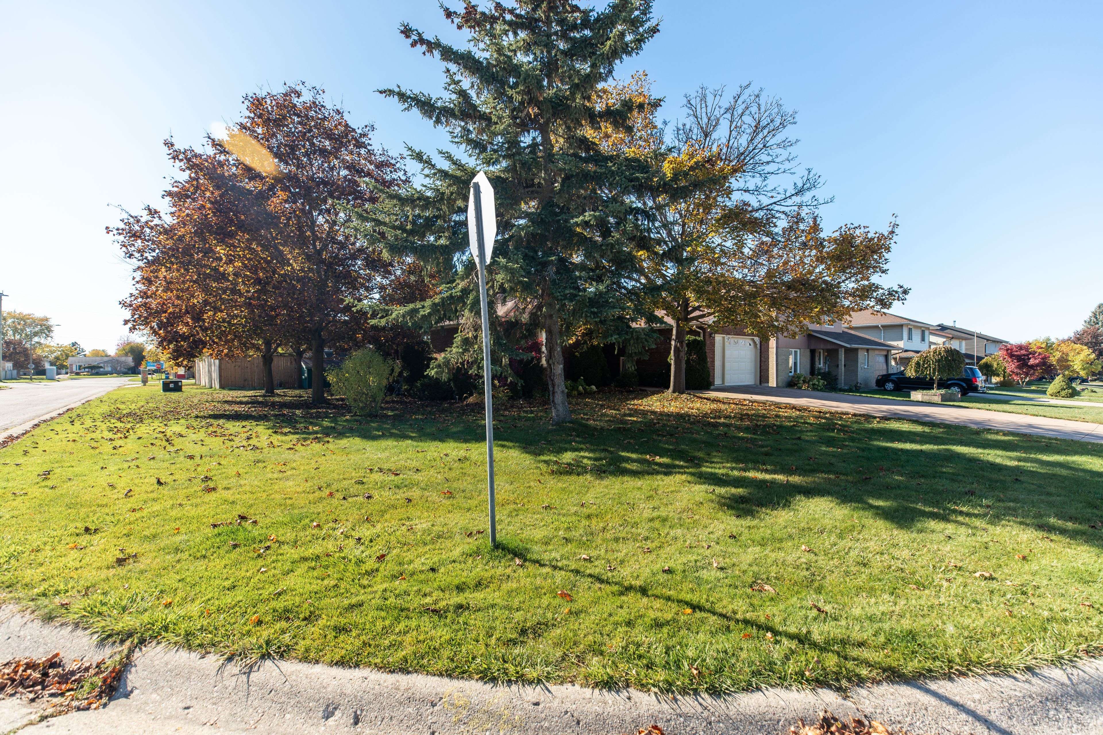 Kincardine, ON N2Z 1M3,750 Baird ST
