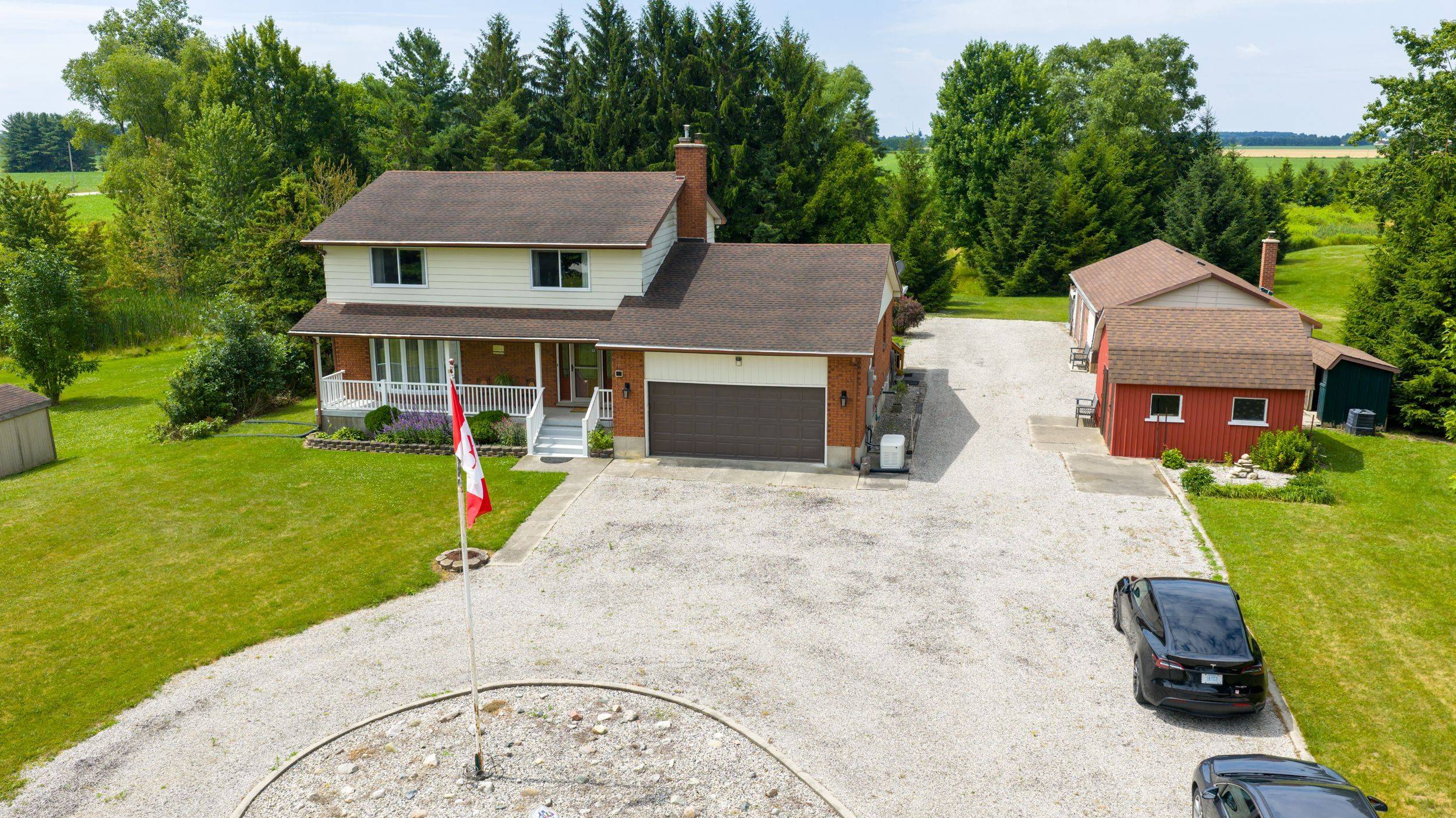 Middlesex Centre, ON N0L 1R0,23605 COLDSTREAM RD