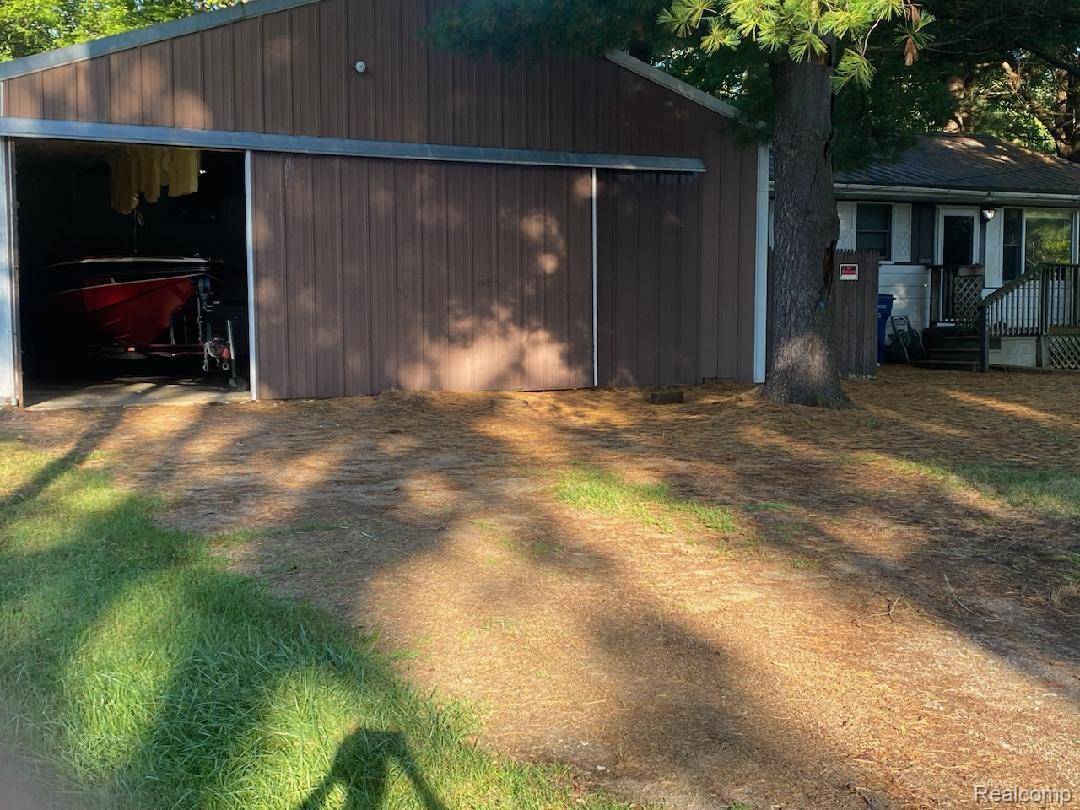 Saginaw, MI 48609,3046 JOHANN DR