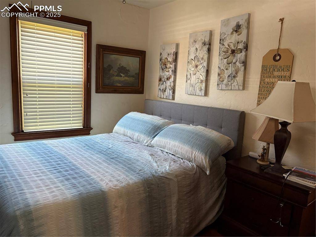 Colorado Springs, CO 80907,1923 N Royer ST