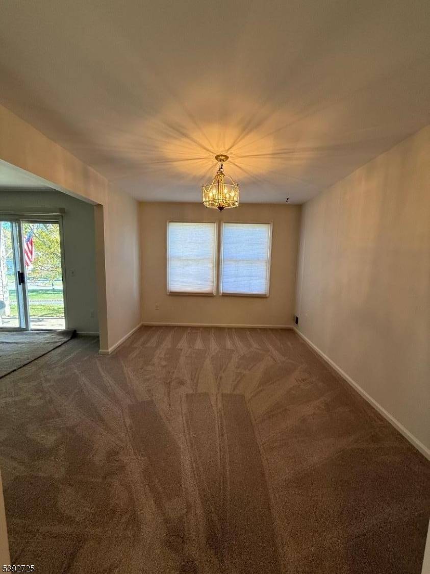 Independence Twp., NJ 07840,5111 Austin Ct #11