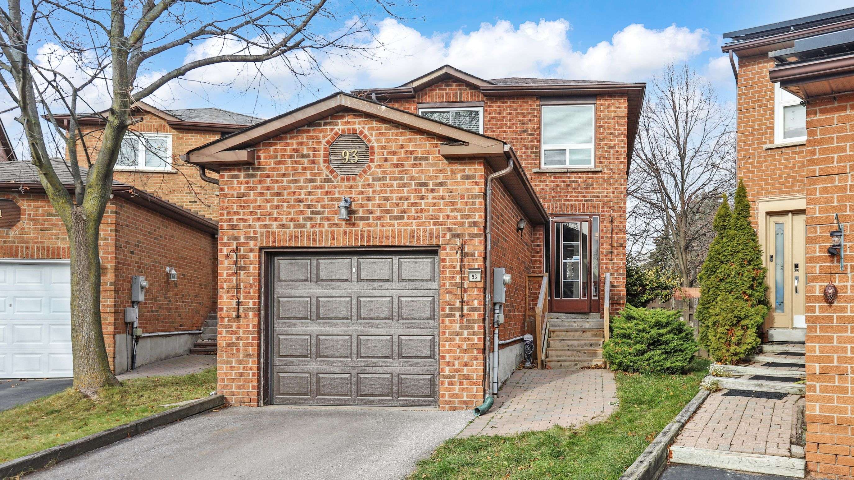 Vaughan, ON L4J 4Z2,93 Patrice CRES