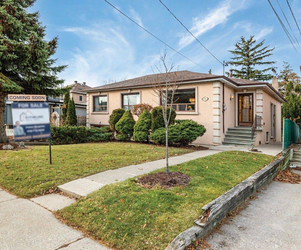 Toronto W04, ON M6L 2R2,74 Erie ST