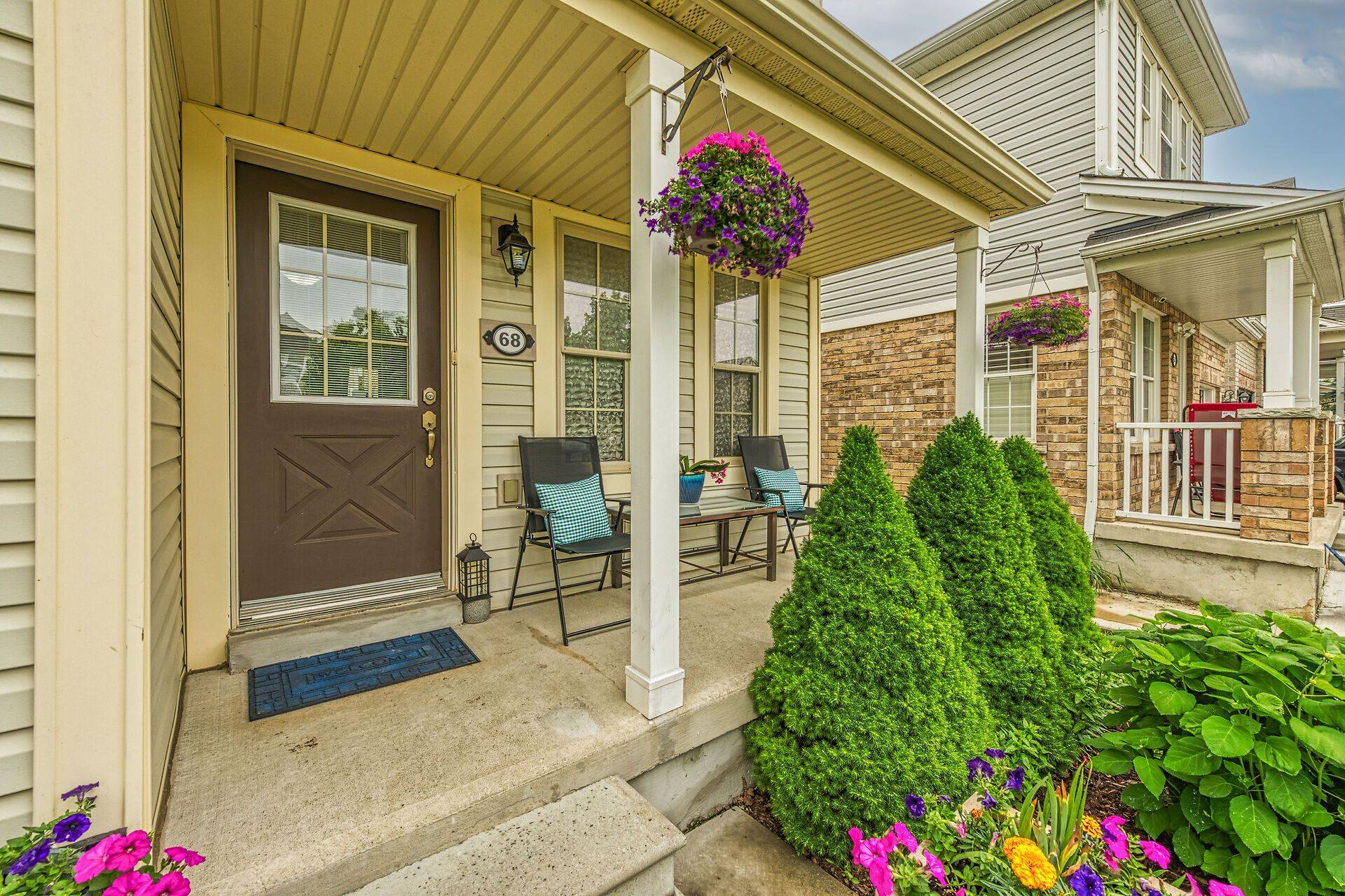 Hamilton, ON L0R 1C0,68 Powell DR