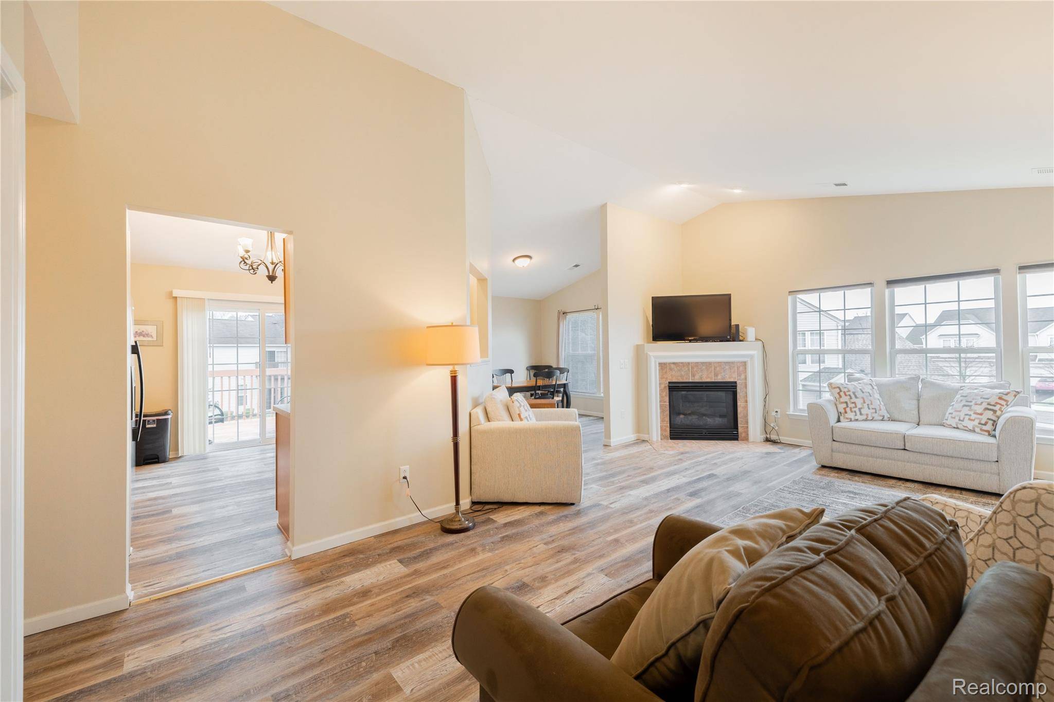 Woodhaven, MI 48183,26616 Kirkway CIR