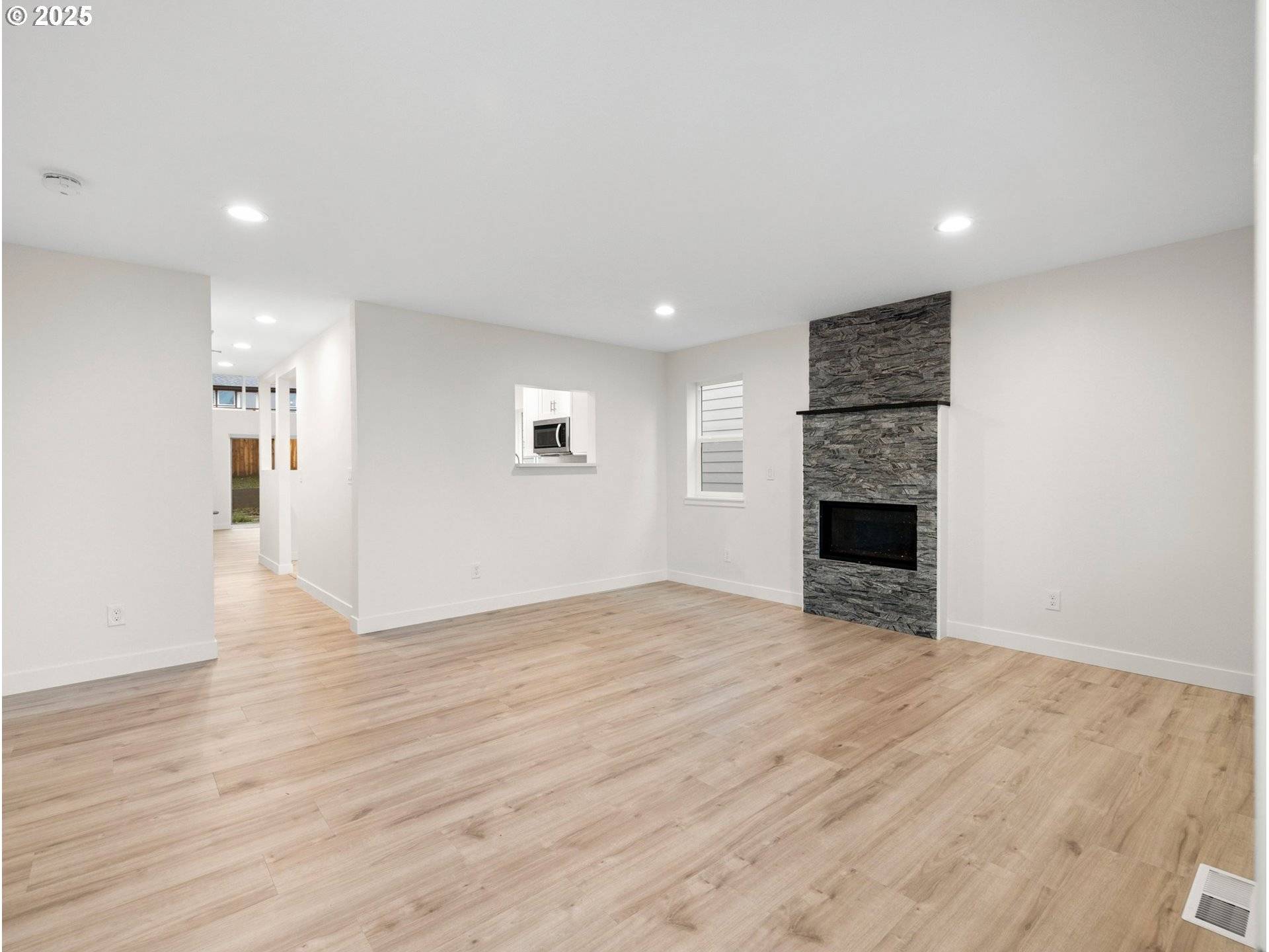 Portland, OR 97266,7684 SE 98TH AVE