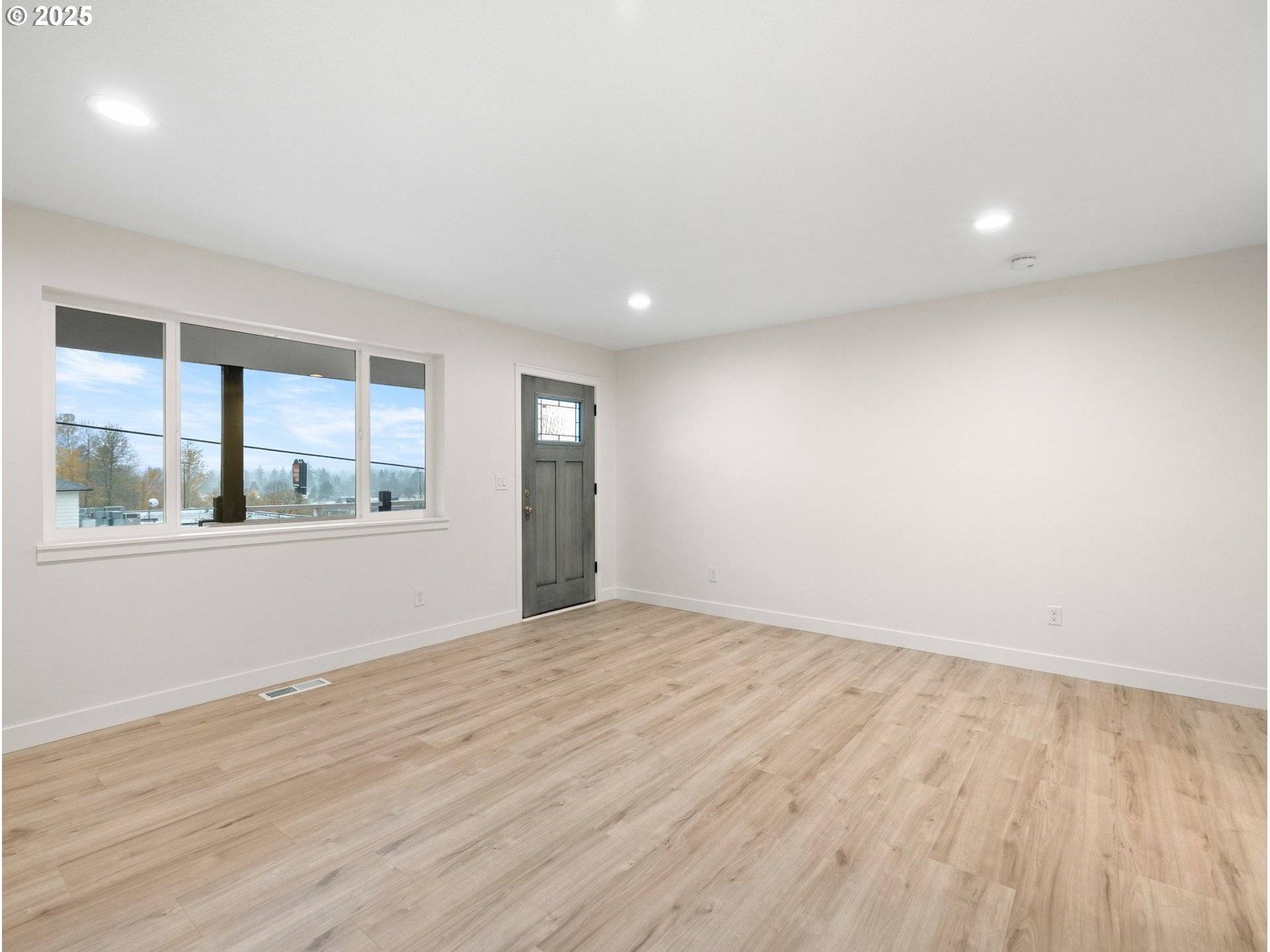 Portland, OR 97266,7684 SE 98TH AVE