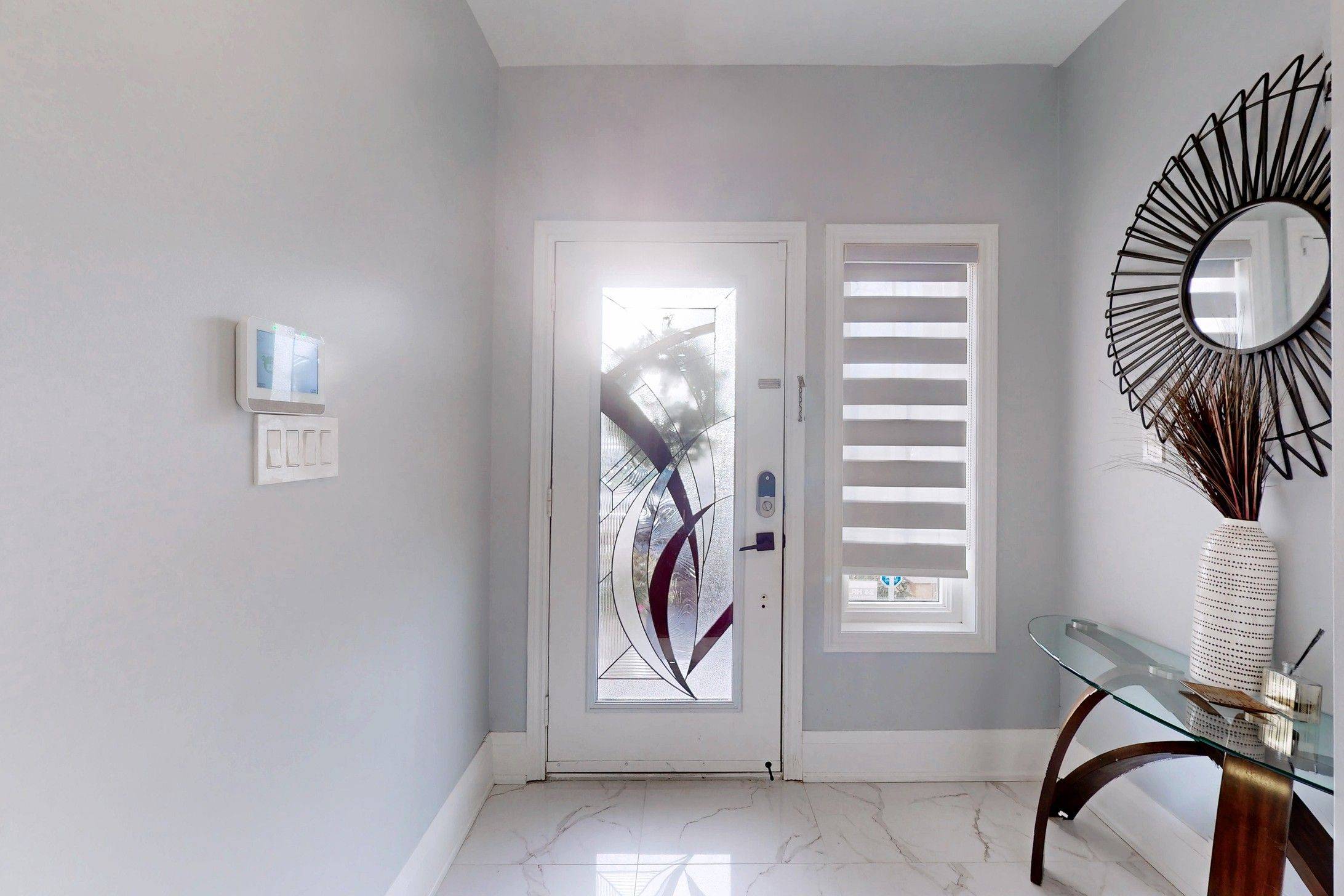 Pickering, ON L1X 2X7,601 Sunbird TRL