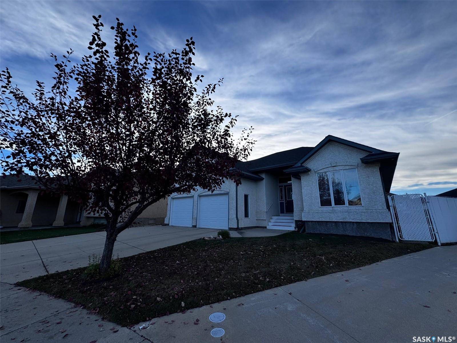 Saskatoon, SK S7S 1L2,611 Le May COURT