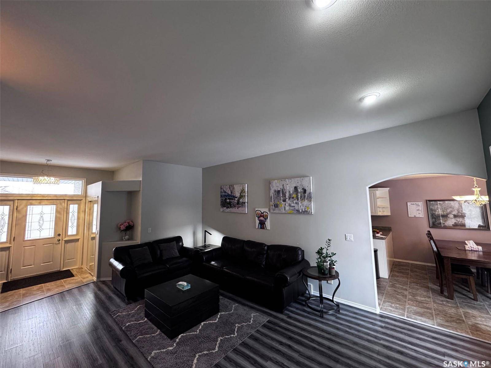 Saskatoon, SK S7S 1L2,611 Le May COURT