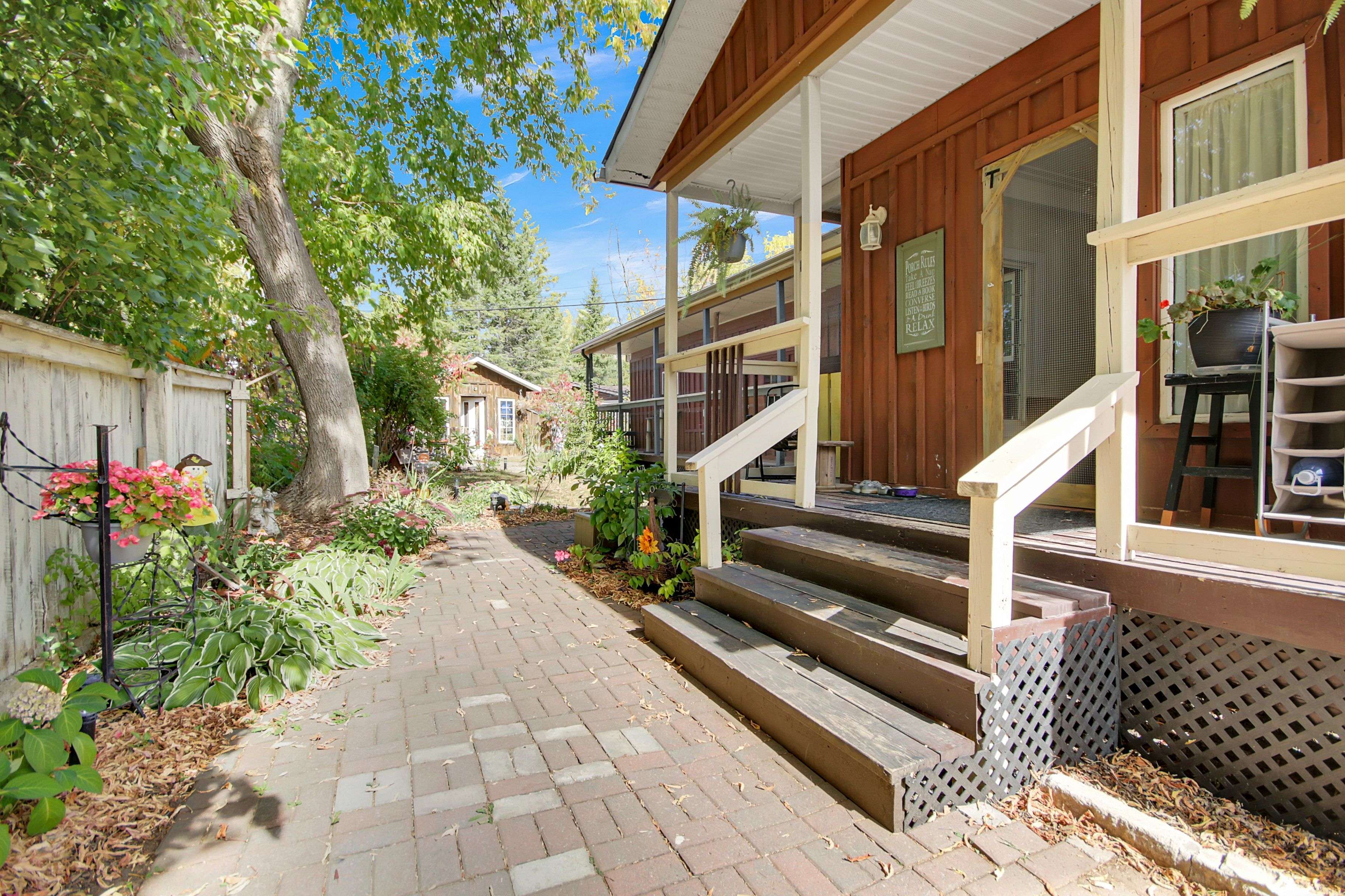 North Grenville, ON K0G 1J0,6 Fetherston LN