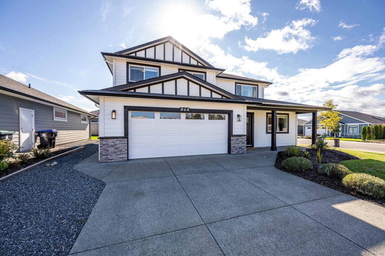 Comox, BC V9M 4H9,864 Grumman Pl