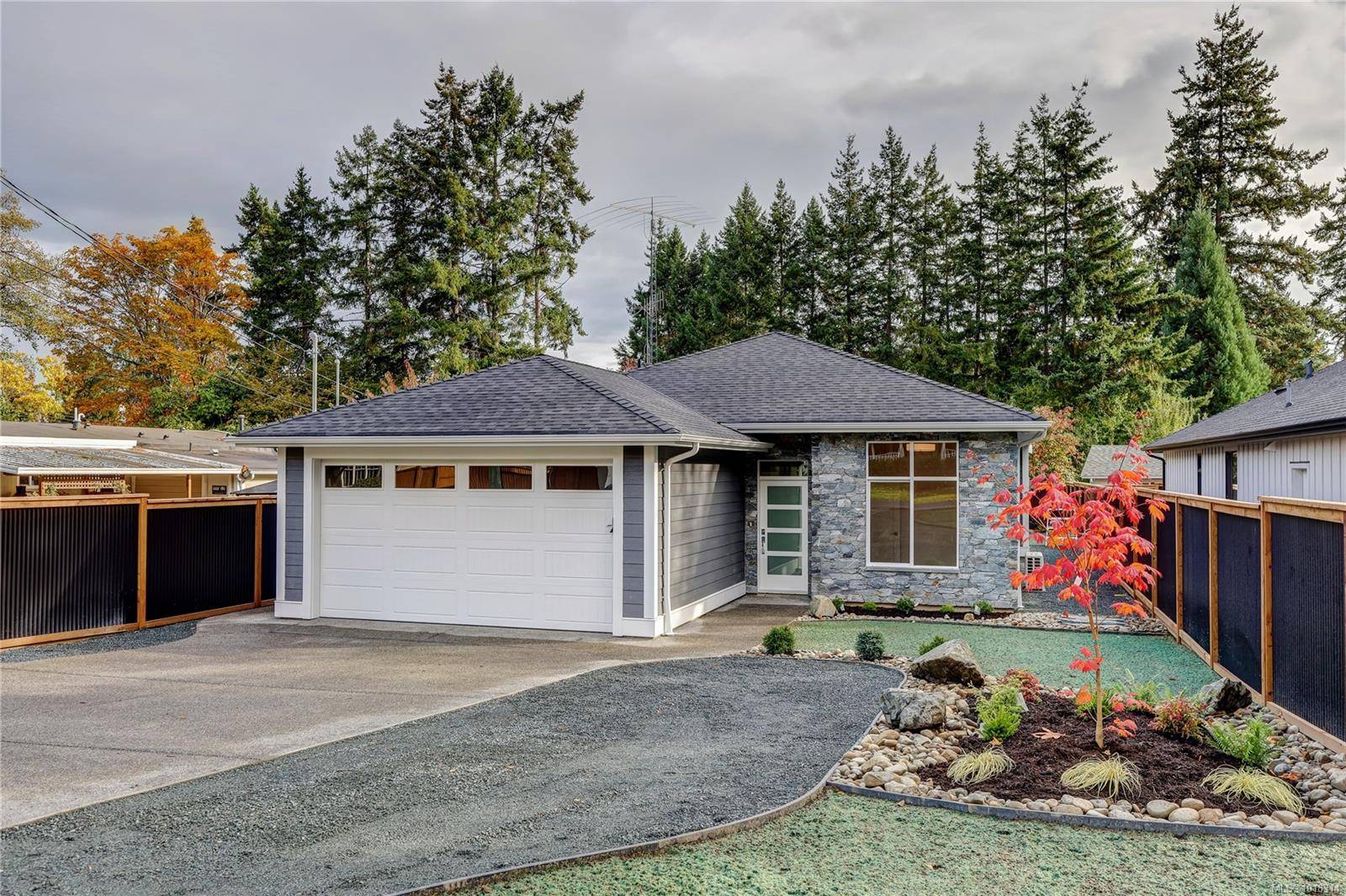 Parksville, BC V9P 1L2,428 Craig St