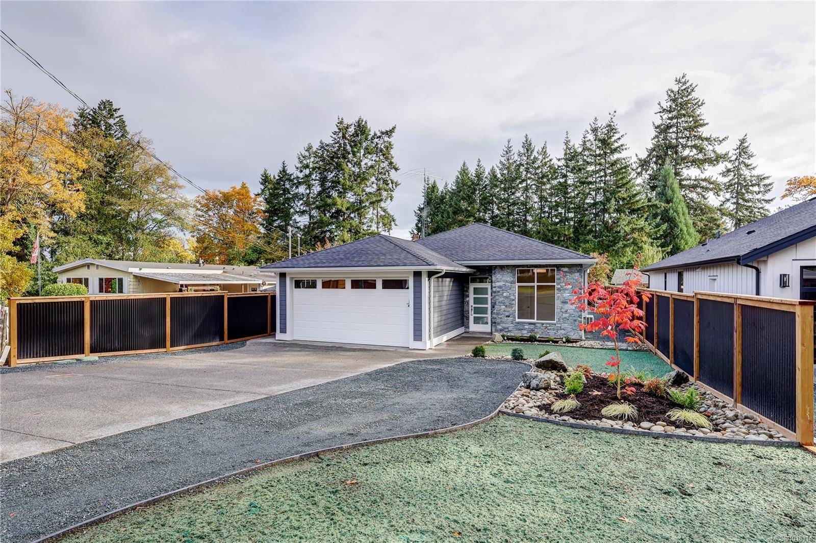 Parksville, BC V9P 1L2,428 Craig St