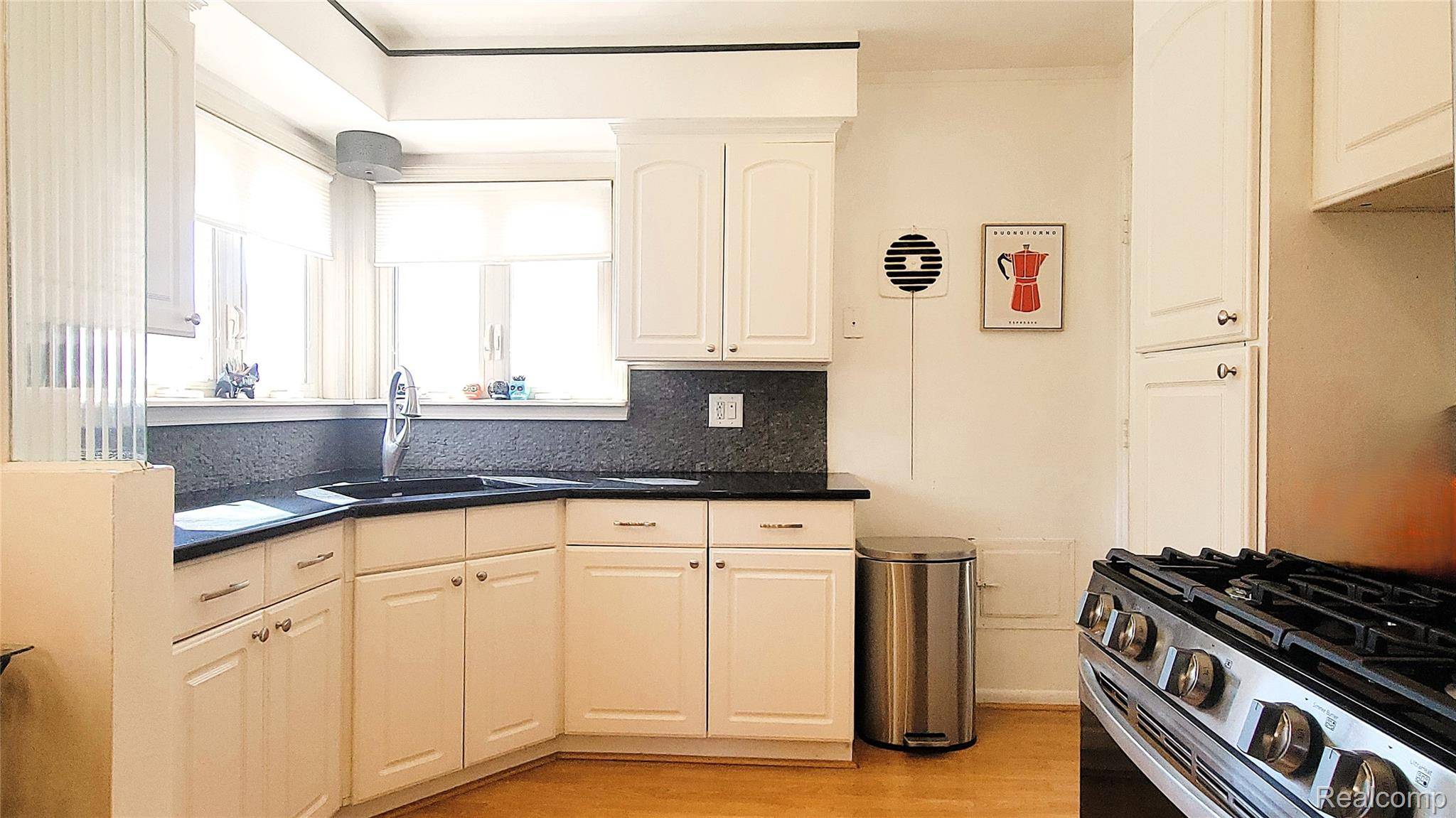 Farmington, MI 48336,31701 Lamar DR