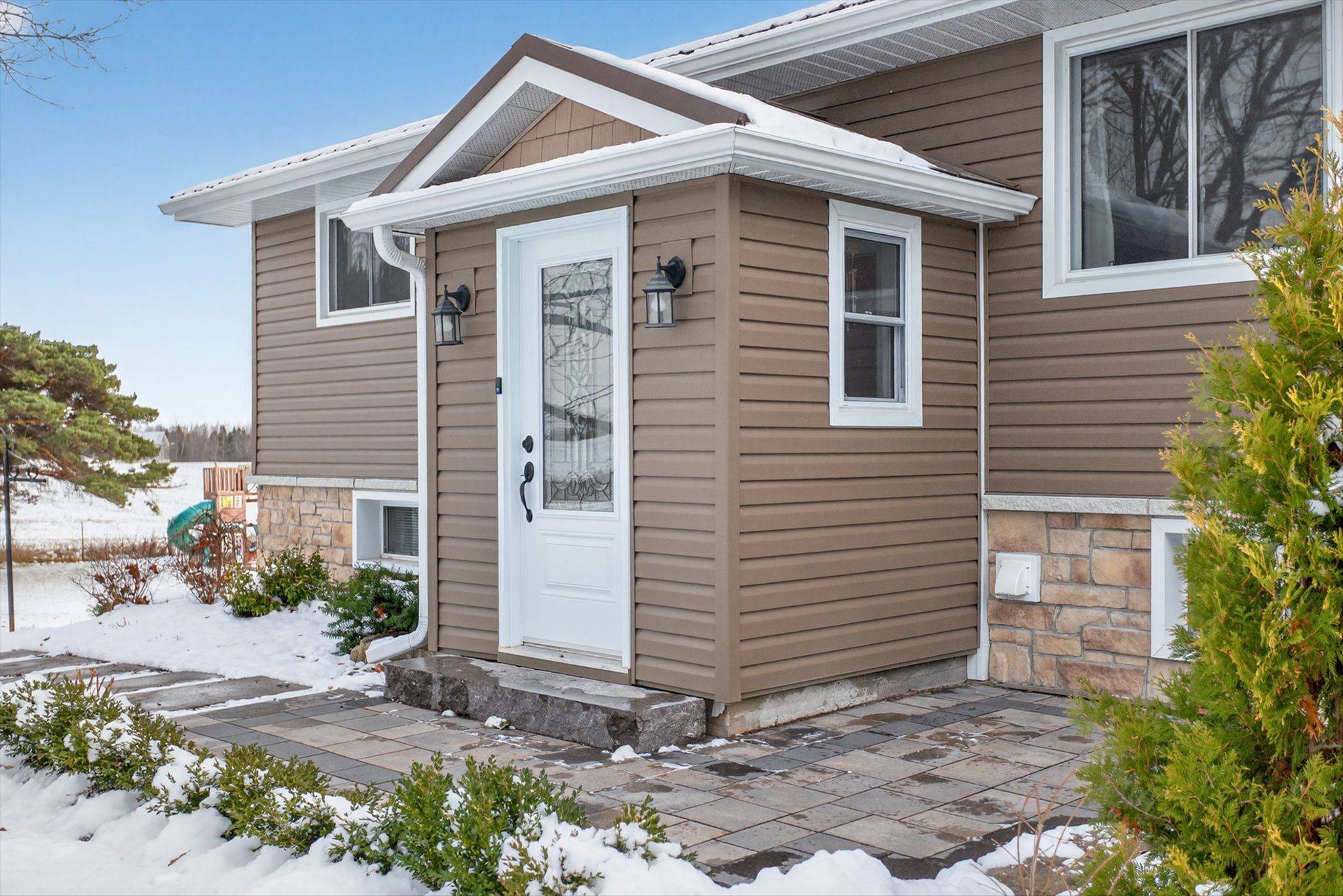 Kawartha Lakes, ON K9V 4R2,308 Cross Creek RD