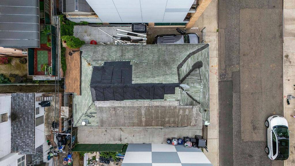 Brooklyn, NY 11235,32 Brighton 2nd PL