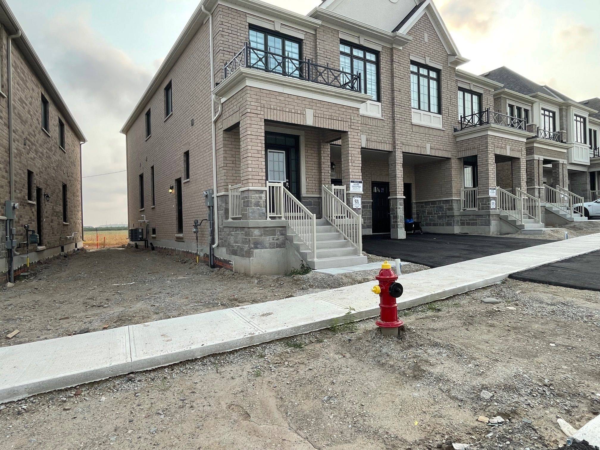 Milton, ON L9E 2G6,1601 Savoline BLVD