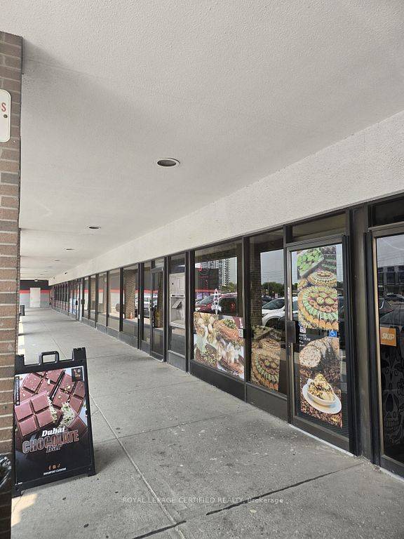 Mississauga, ON L4W 1V5,4141 Dixie RD