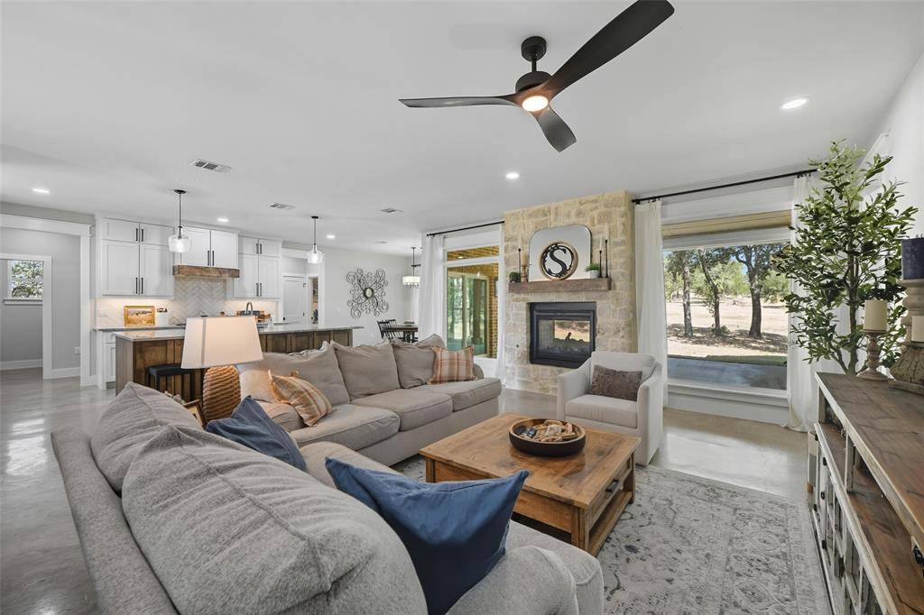 Runaway Bay, TX 76426,610 Doaks Drive