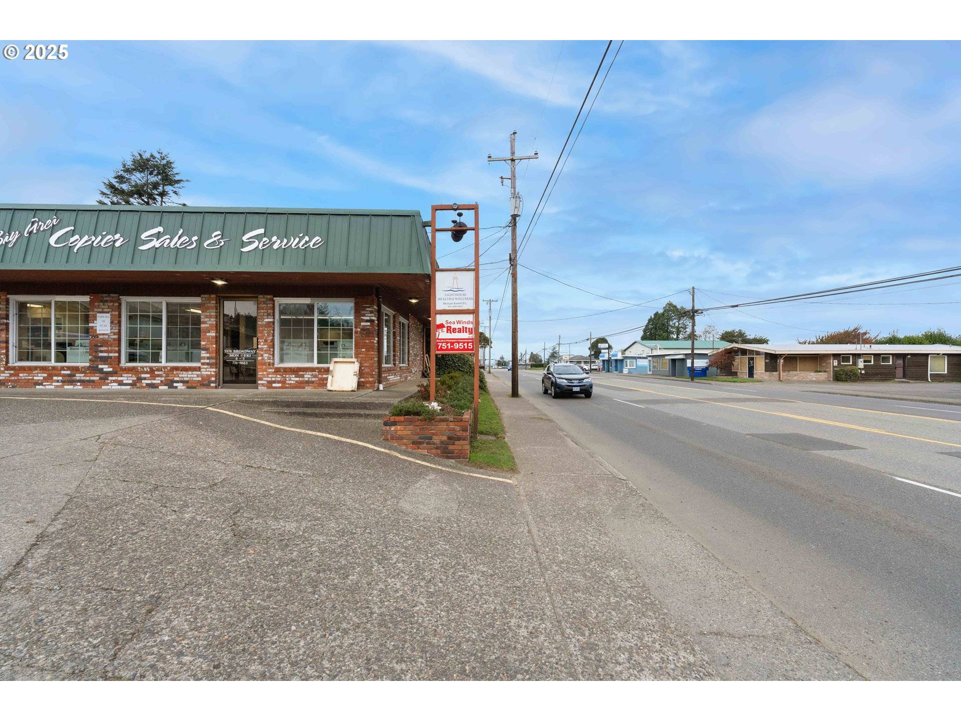 North Bend, OR 97459,2184 BROADWAY AVE