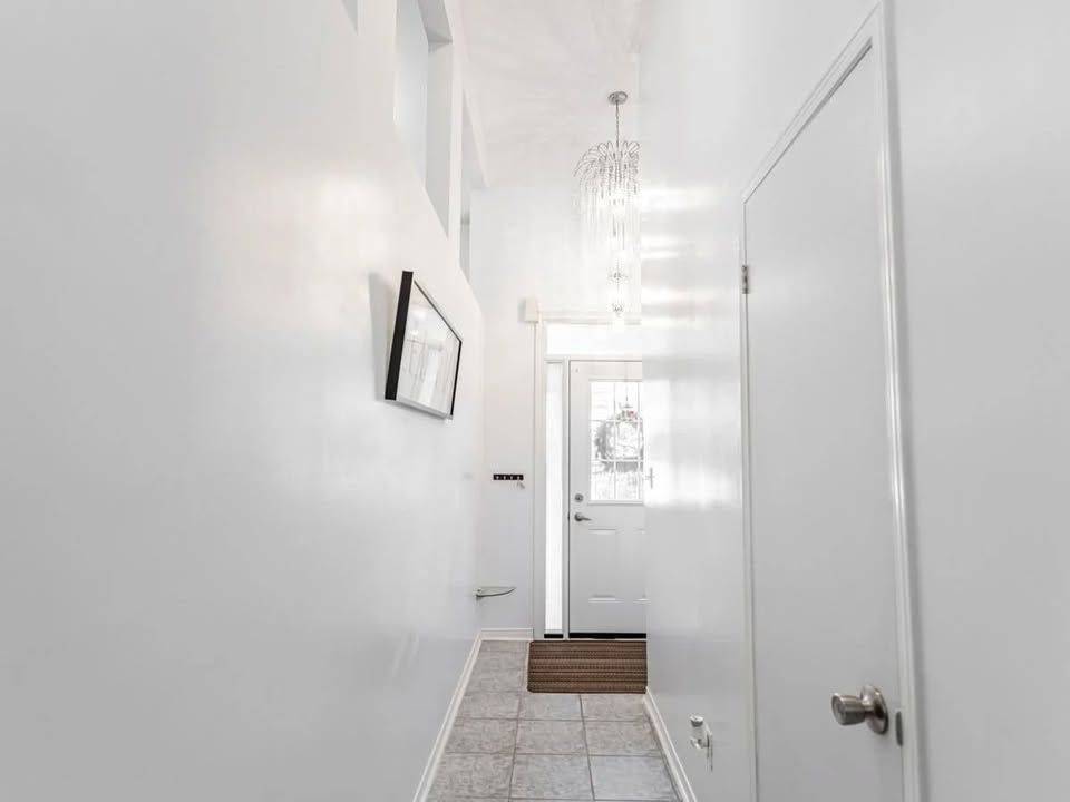 Whitby, ON L1R 2N9,41 Alexis WAY