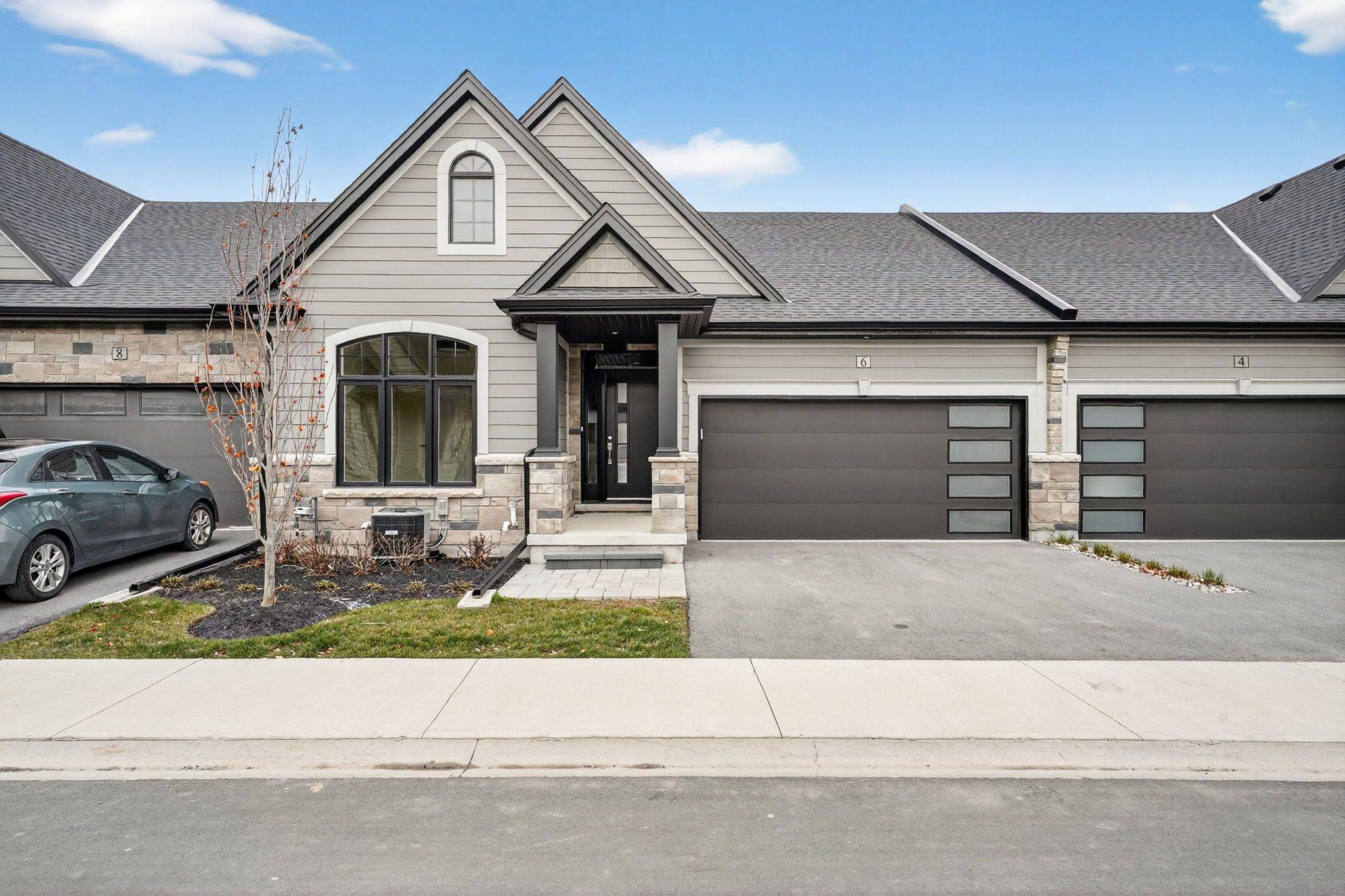 Niagara-on-the-lake, ON L0S 1T0,5 Peachtree LN