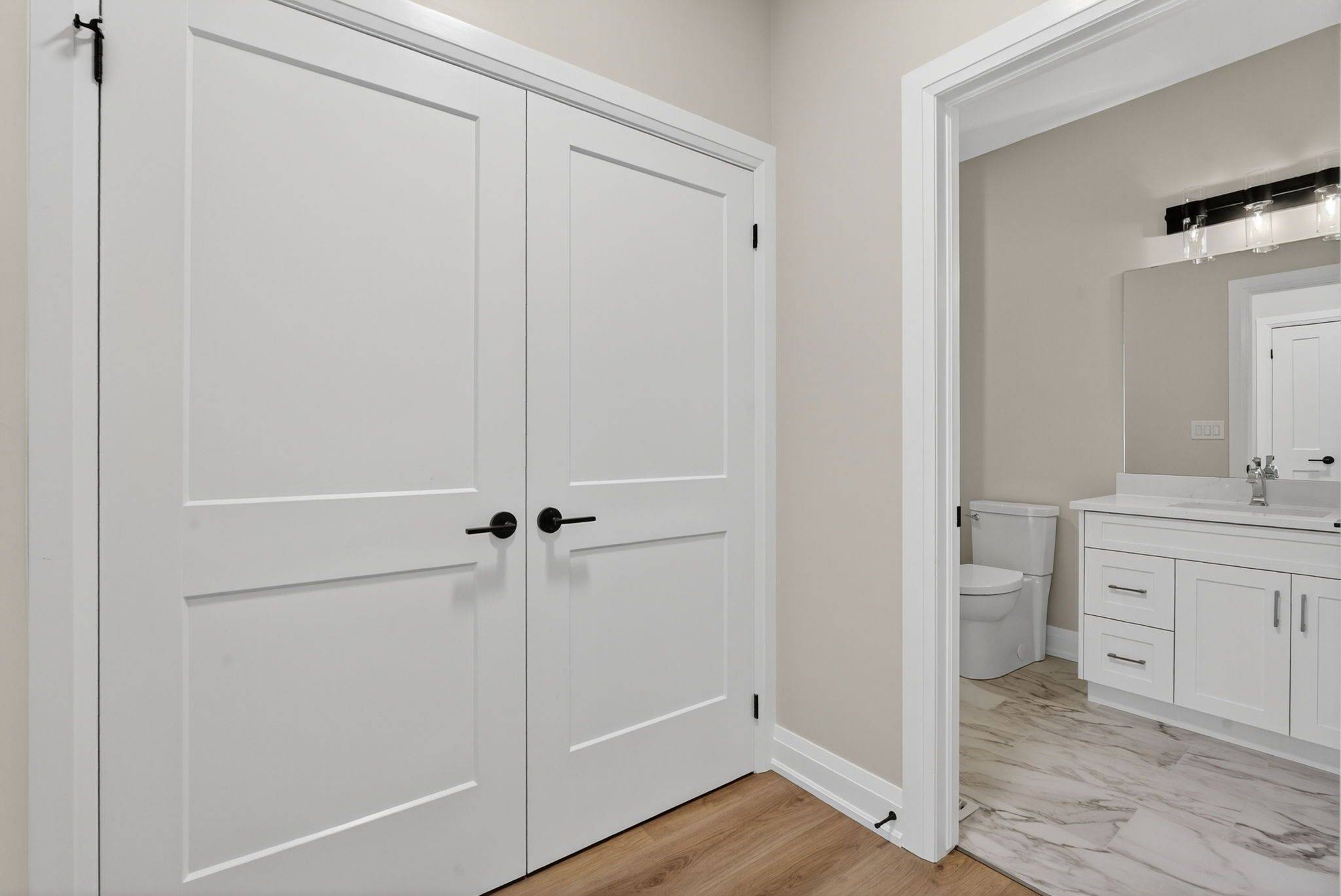 Niagara-on-the-lake, ON L0S 1T0,5 Peachtree LN