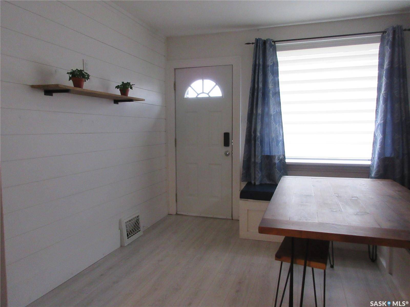 Regina, SK S4N 4N7,2212 Wallace STREET