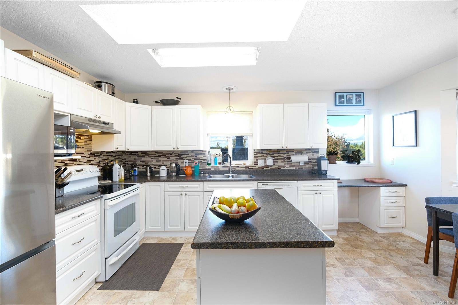 Campbell River, BC V9W 7L6,2741 Fairmile Rd