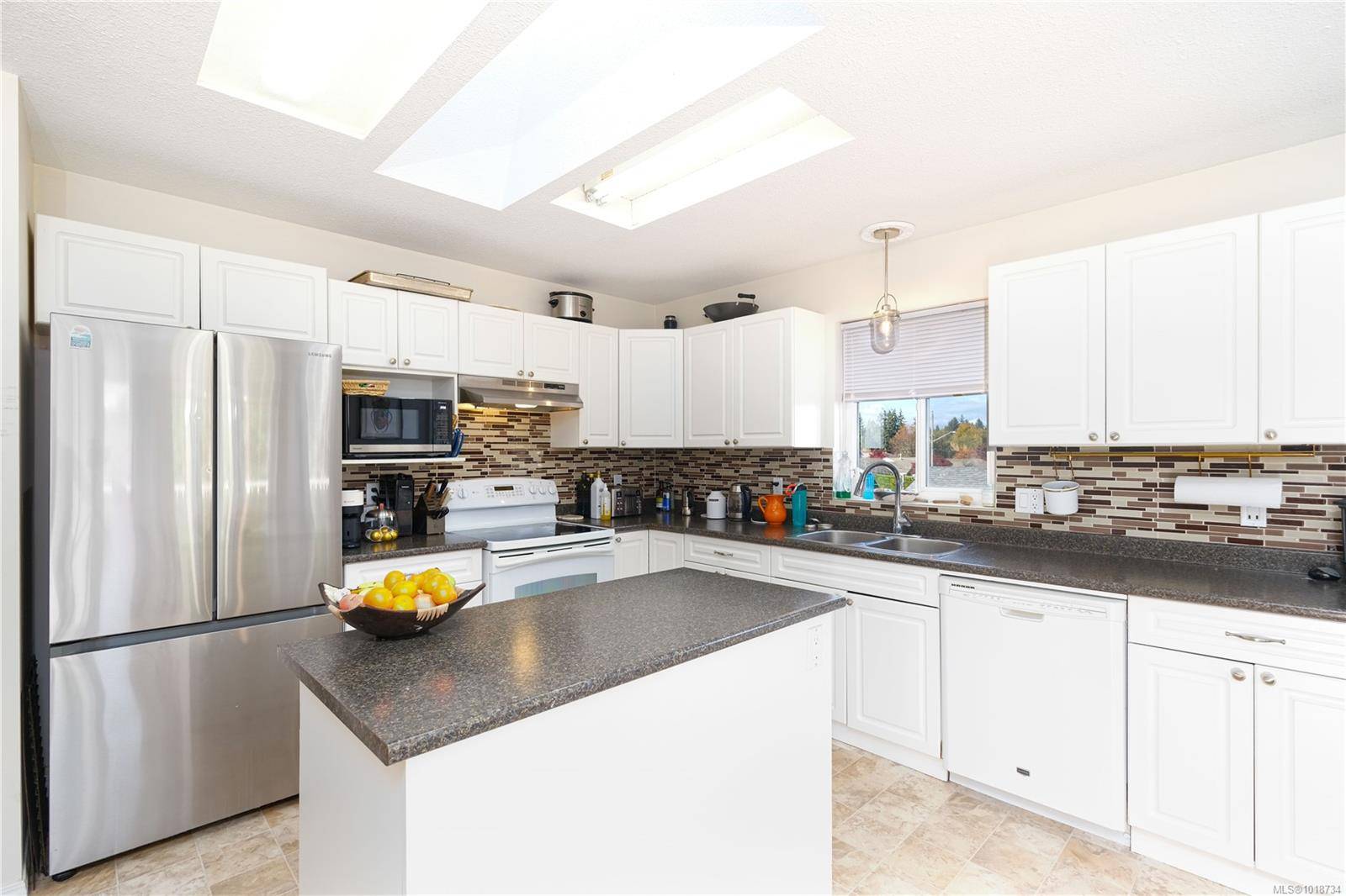 Campbell River, BC V9W 7L6,2741 Fairmile Rd